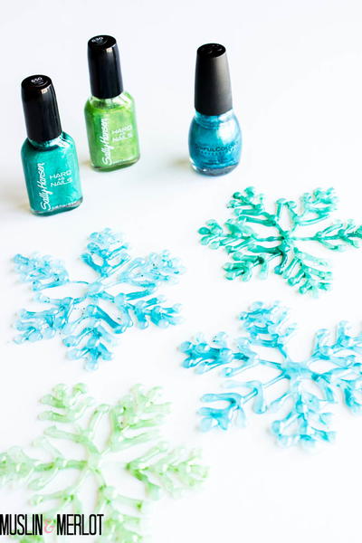 Snowflake Glue Gun Crafts