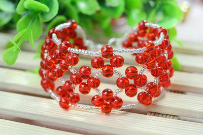 Stunning and Simple Right Angle Weave Bracelet