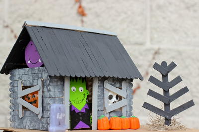 Halloween Haunted House Craft for Kids