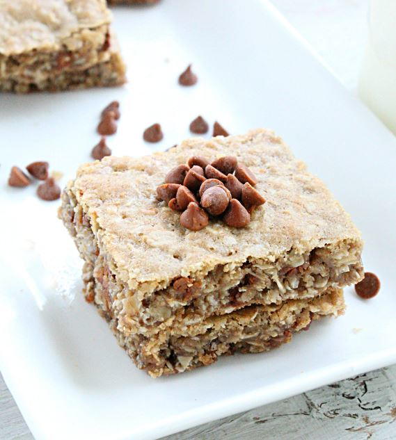 Oatmeal Cinnamon Chip Bars