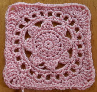 Lacy Sunflower Granny Square