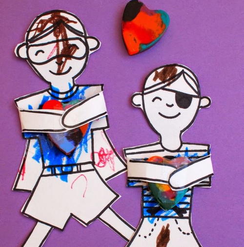 Crayon Hugger Party Favor Ideas for Kids