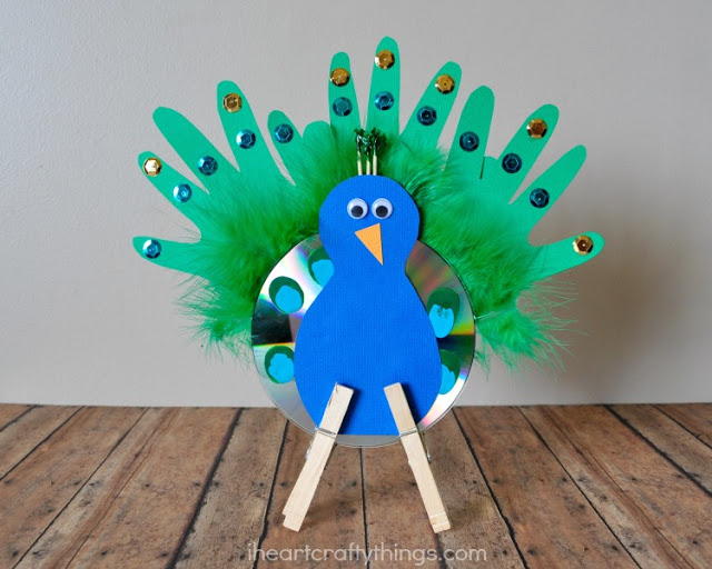 Spectacular Recycled CD Peacock
