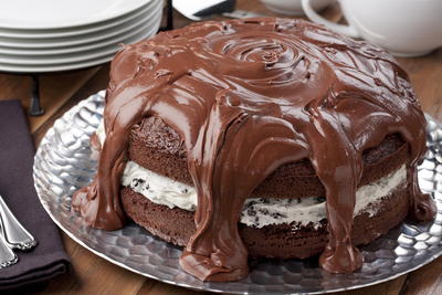 Chocolate Sandwich Cookie Cake