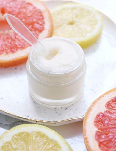 Grapefruit Lemonade DIY Lip Scrub