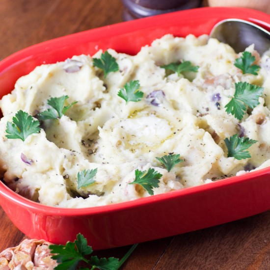 Country Style Smashed Garlic Potatoes