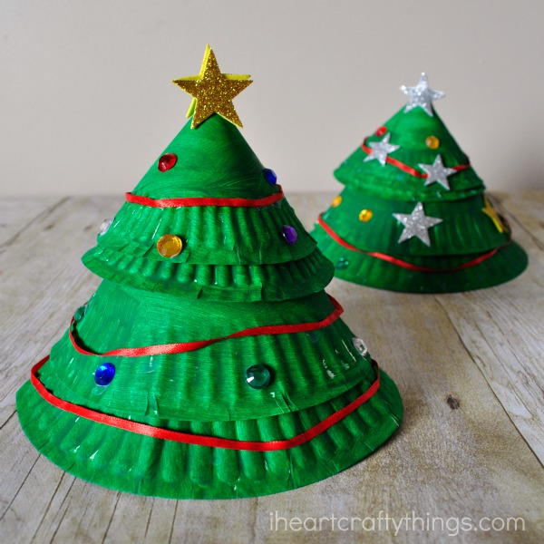 "Gift of Giving" Paper Plate Christmas Trees | AllFreeKidsCrafts.com