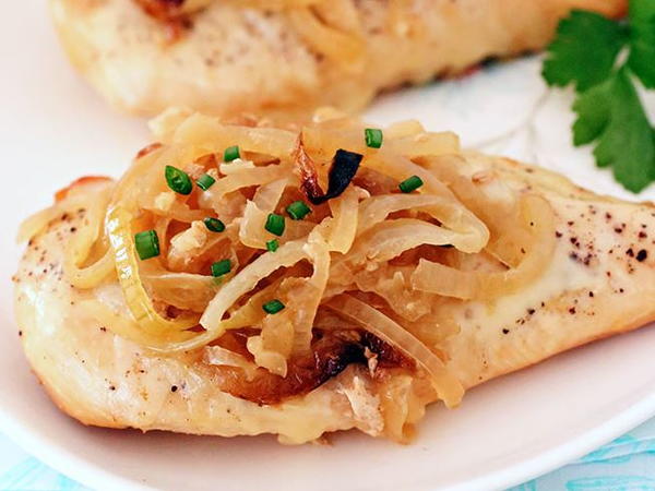 Slow Cooker French Onion Chicken