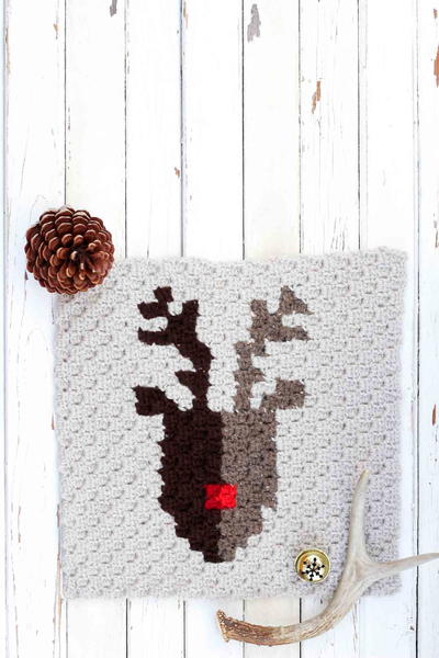 Corner to Corner Crochet Reindeer