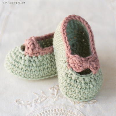 Little Lady Baby Crochet Booties