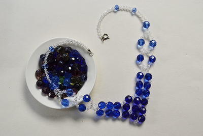 Blue Crystal Necklace Pattern