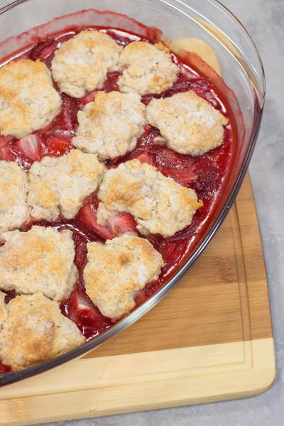 Grandma's Famous Strawberry Peach Cobbler