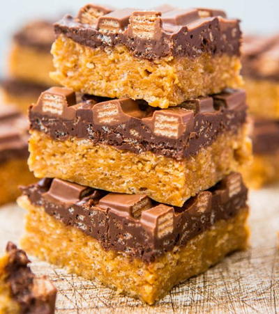 Chocolate Peanut Butter KitKat Crunch Bars