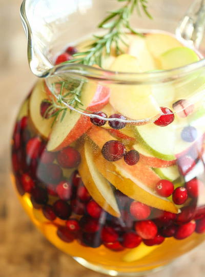 Crisp Apple Sangria