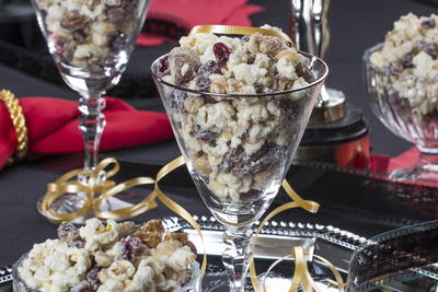 Red Carpet Popcorn Crunch