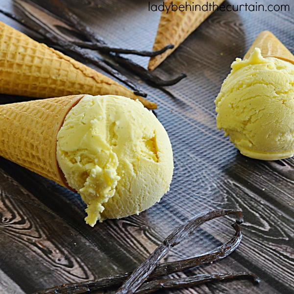 Deep South Dish: Old Fashioned Vanilla Custard Ice Cream