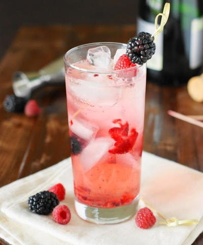 Berry Cobbler Champagne Cocktail