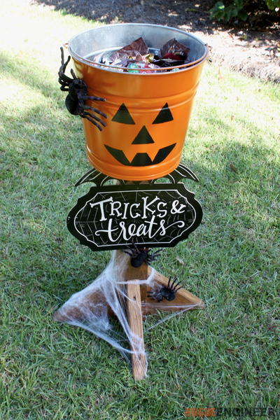 DIY Halloween Candy Stand