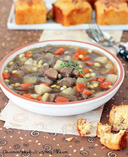 Easy Slow Cooker Red Wine Beef Stew