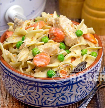 Slow Cooker Extra Creamy Chicken and Noodles