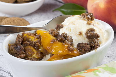 Gingered Peach Crisp