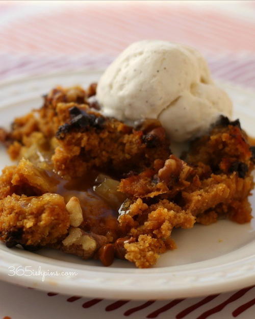 Slow Cooker Apple Cinnamon Dump Cake