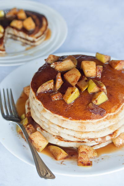 Caramel Apple Blender Pancakes
