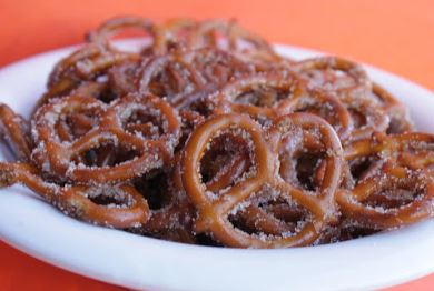 Easy Cinnamon Sugar Pretzels