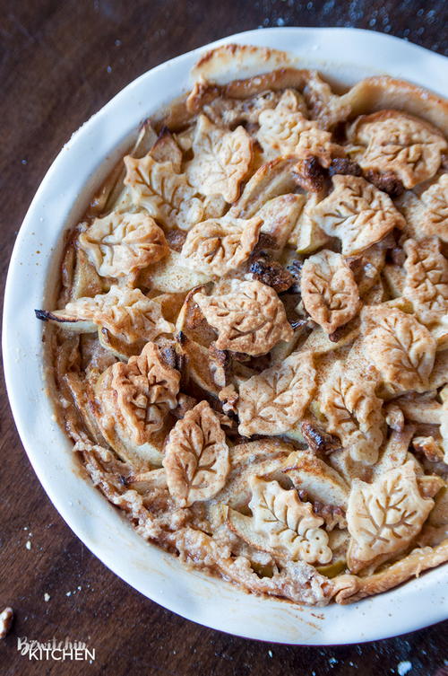 Apple Praline Pie