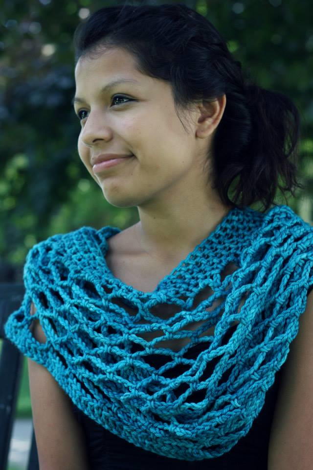 Button Cowl Scarf Easy Crochet Pattern, Neck Warmer Pattern, Shawl Collar  Scarf, Lacy Mesh, Worsted Aran Yarn, Quick Crochet 