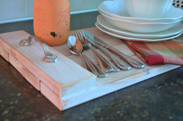 Rustic Wooden DIY Tray | DIYIdeaCenter.com
