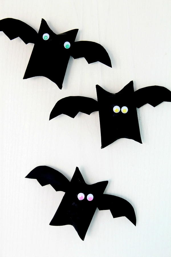 Halloween Bat DIY Wall Decoration