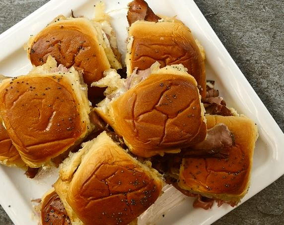 Cheesy Roast Beef Sliders