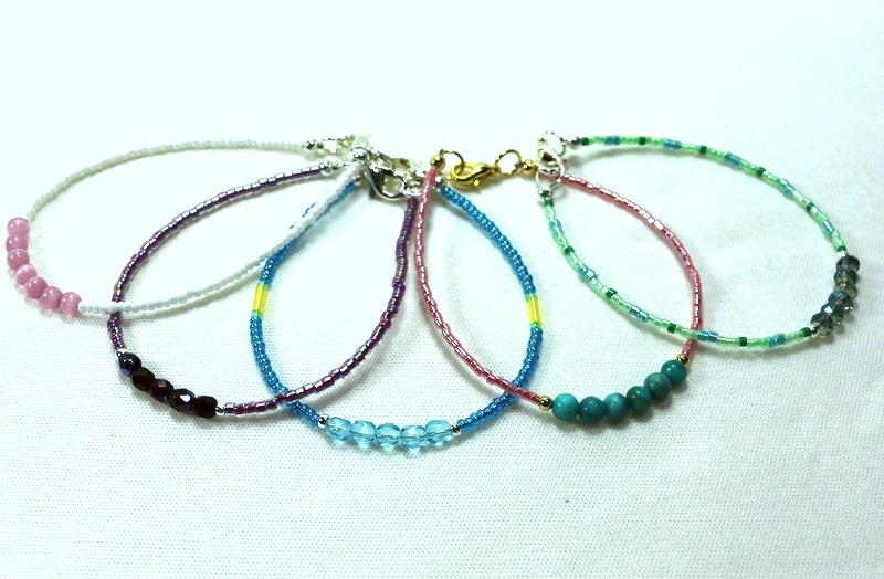 5-Minute Beaded Bracelet | AllFreeJewelryMaking.com