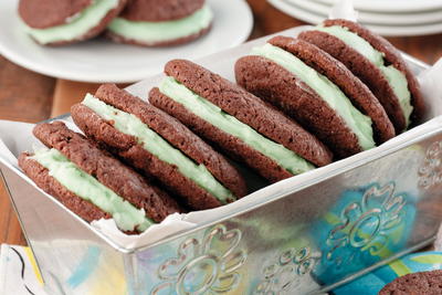 Chocolate Mint Sandwich Cookies