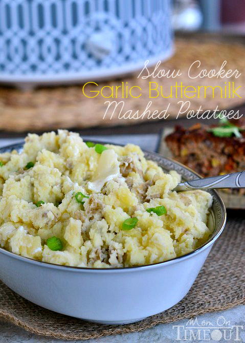 Easy Slow Cooker Garlic Buttermilk Mashed Potatoes