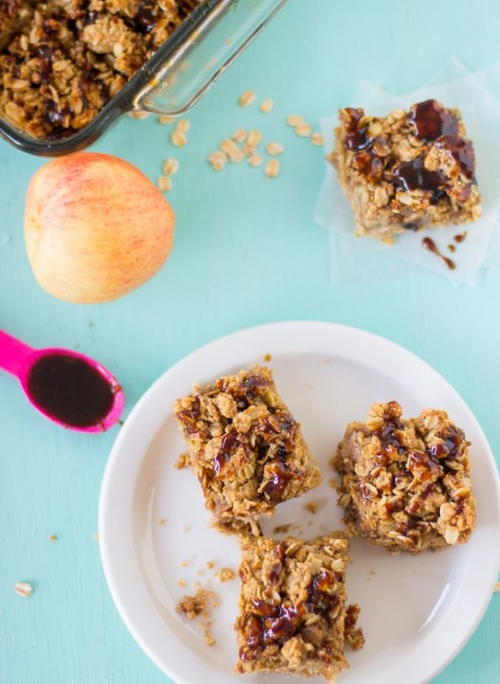 Salted Caramel Apple Oatmeal Bars