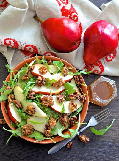 Pear Walnut Salad with Maple Cinnamon Dressing