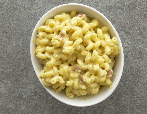 Easy One Pot Bacon Mac and Cheese