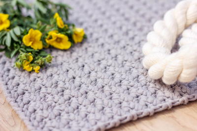 Video Tutorial: How to Crochet the Suzette Stitch