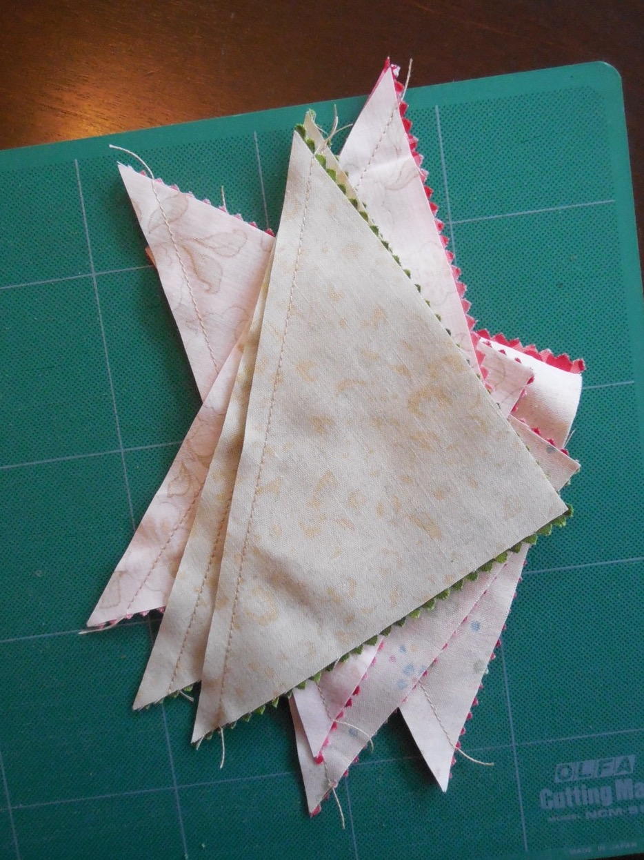 Making Half Square Triangles Even If You Know How FaveQuilts Making half square triangles even if you know how favequilts