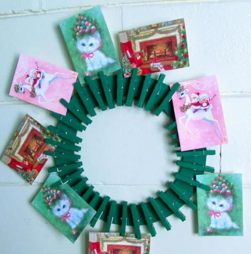 DIY Christmas Card Holder Wreath
