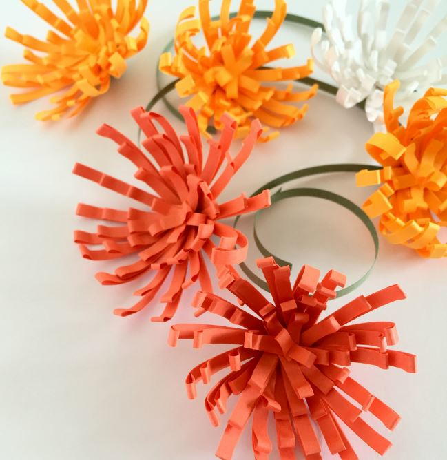 Peppy Paper Mums Quilling Comb Art | AllFreePaperCrafts.com peppy-paper-mums-quilling-comb-art-allfreepapercrafts-com