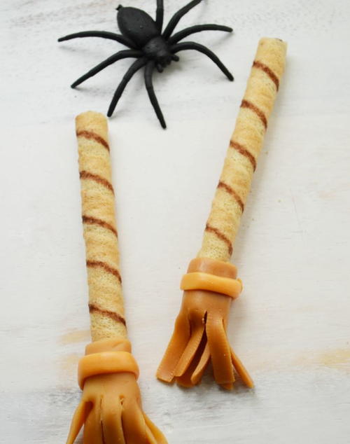 Pirouline Caramel Witch Brooms