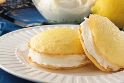 Lemon Whoopie Pies