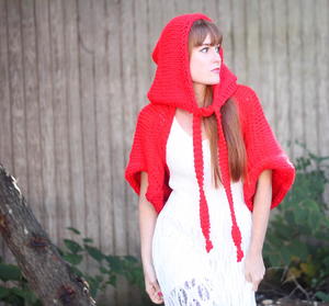Little Red Riding Hood Halloween Knitting Pattern