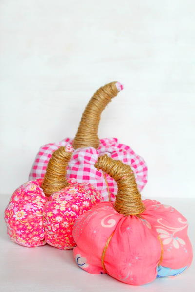 No Sew Fabric Pumpkins Tutorial