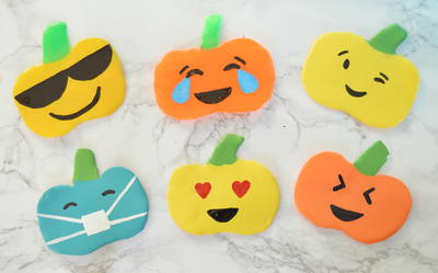 DIY Emoji Pumpkins Window Clings