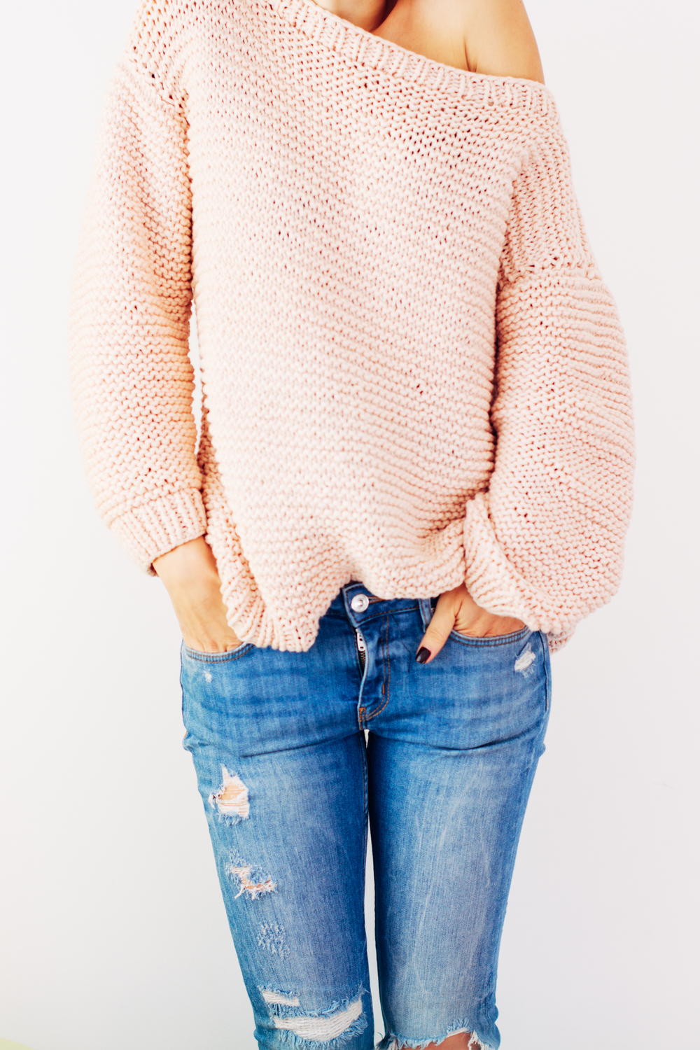 Peachy Keen Oversize Knitted Sweater | AllFreeKnitting.com