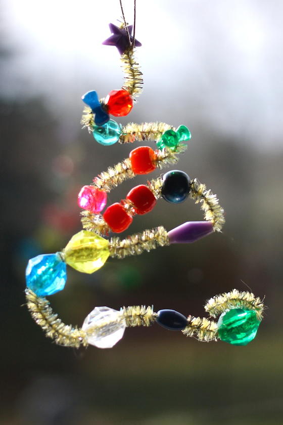 Super Cute and Easy Pipe Cleaner Ornaments
